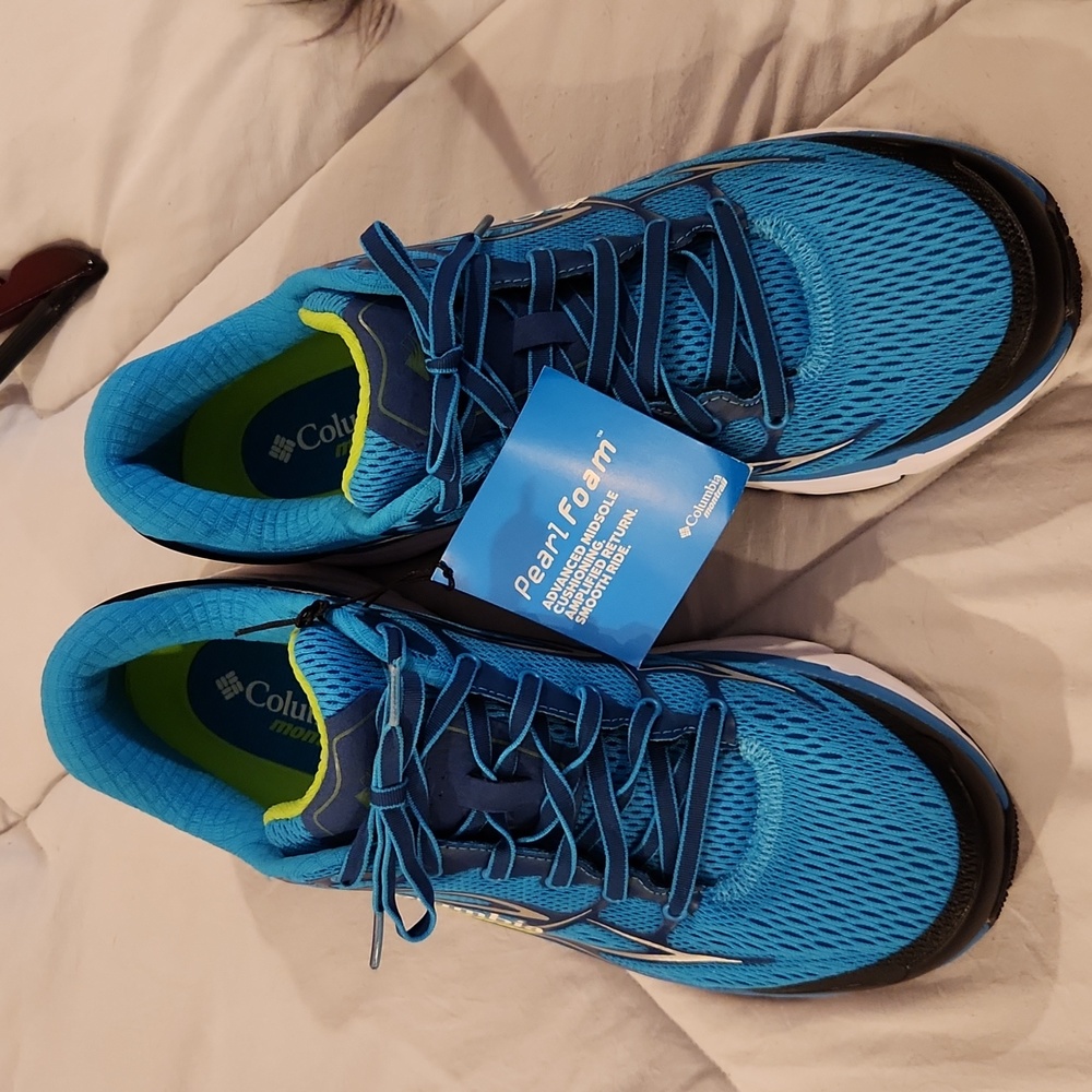 Columbia Montrail mens hiking sneakers